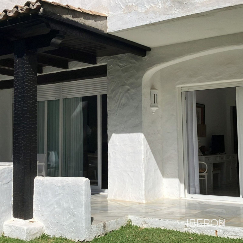 Piso 4+kk – Marbella, Nueva Andalucía - Vista 2