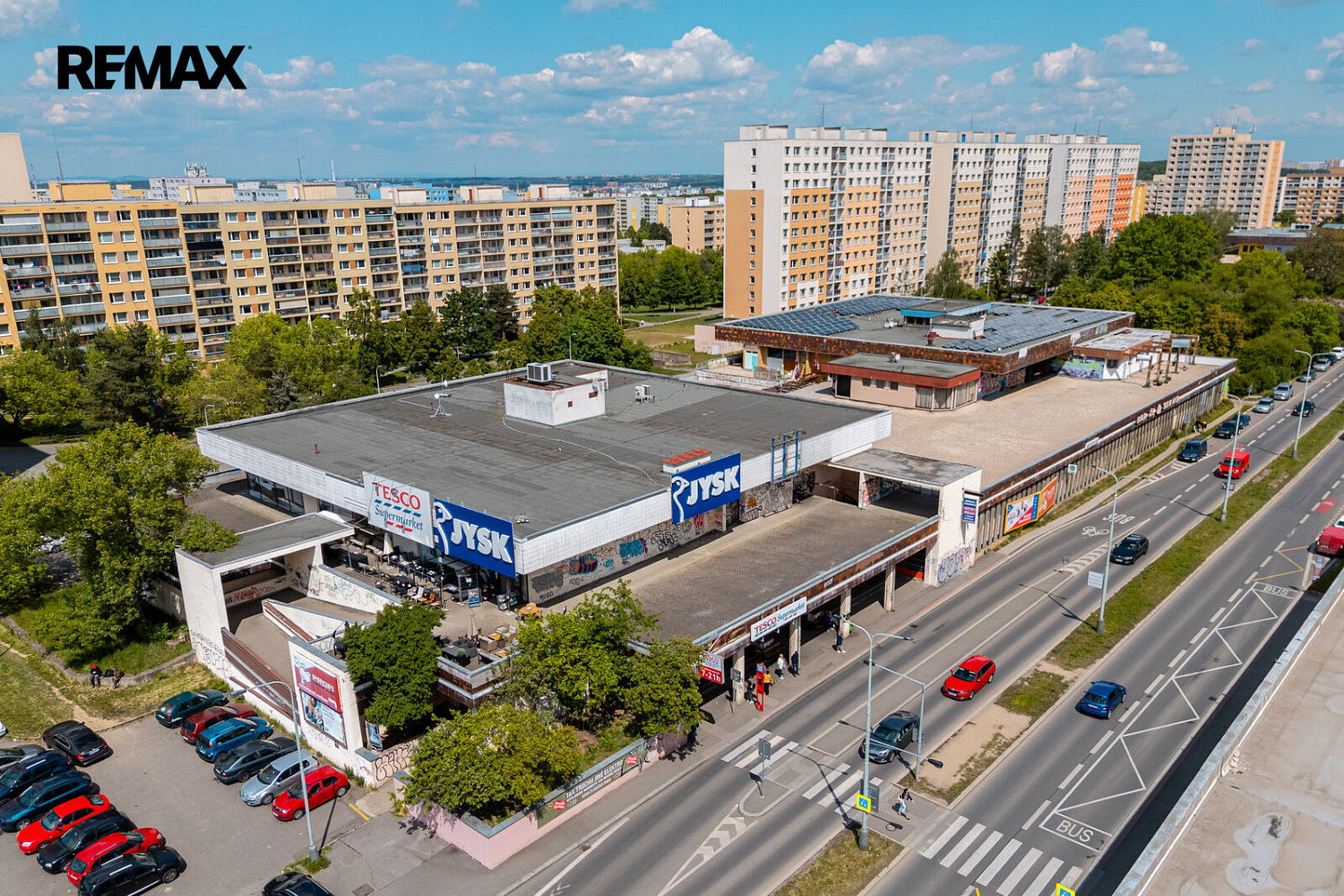 Pronájem obchodních prostor 140 m²