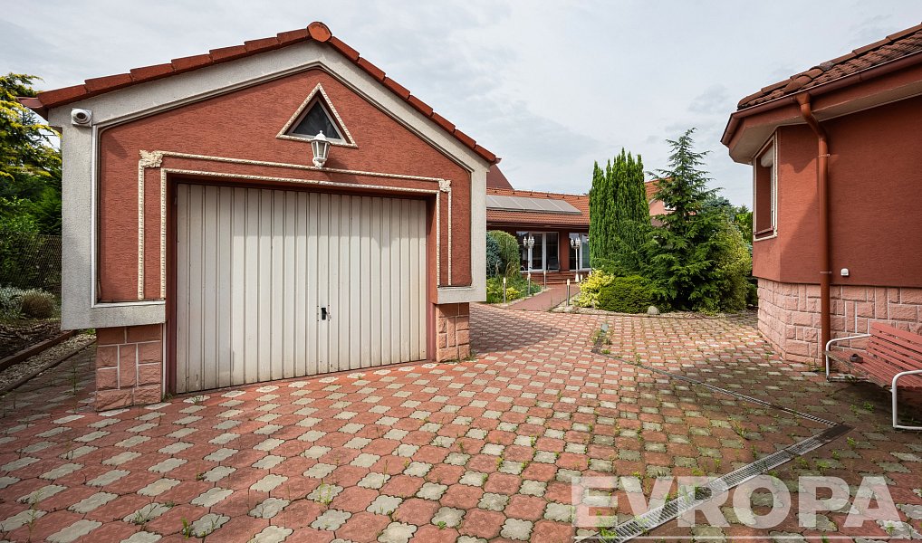 Prodej domu 220 m² s pozemkem 1 333 m², Ostrava – náhled fotky 24