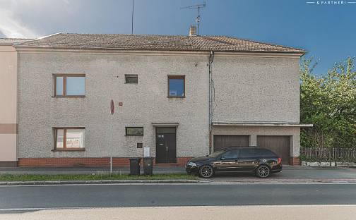 Prodej domu 250 m² s pozemkem 477 m², Úprkova, Hradec Králové - Malšovice