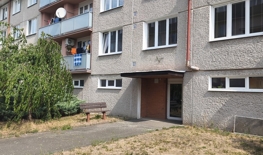 Prodej bytu 2+1 47 m², Hradec Králové – náhled fotky 2