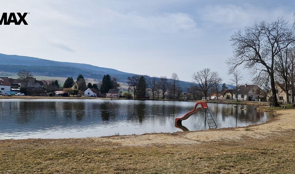 Prodej ubytovacího objektu 260 m², Holubov – náhled fotky 2