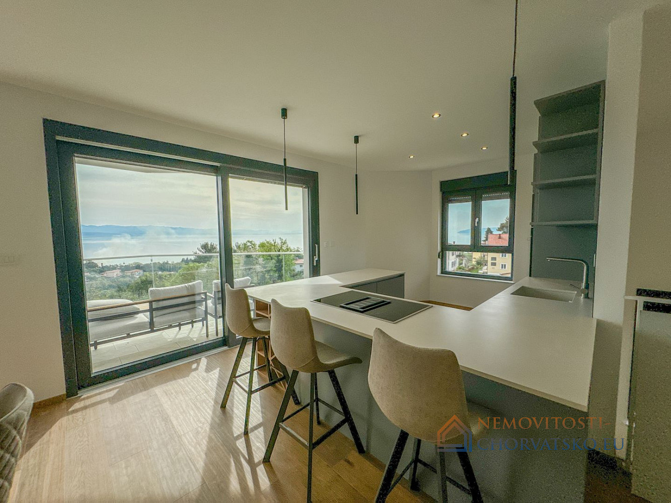 Pronájem bytu 2+kk 135 m² - Ansicht 4
