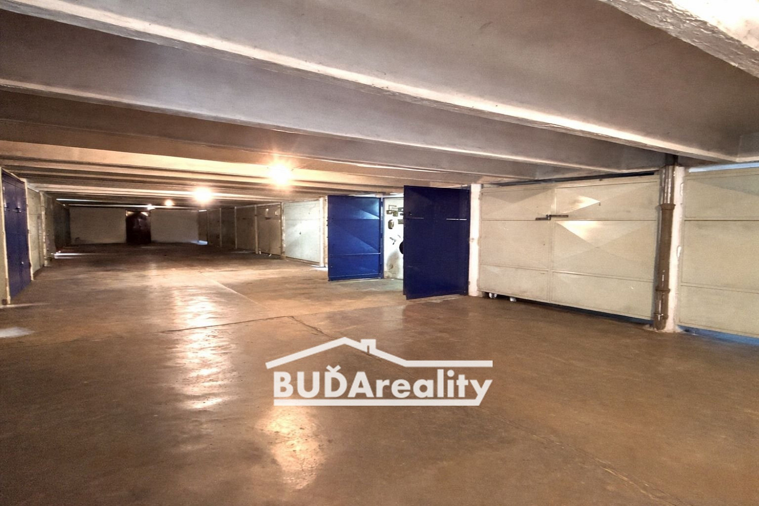 Prodej garáže, 16 m2 - zlín - příluky — photo 2