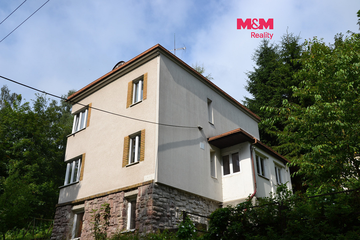 Prodej domu 250 m² s pozemkem 750 m² – fotografie 3