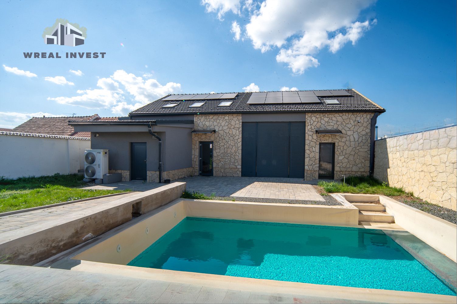 Prodej domu 251 m² s pozemkem 794 m²