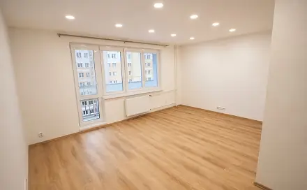 Prodej bytu 3+1 80 m², Bělčická, Praha 4 - Záběhlice