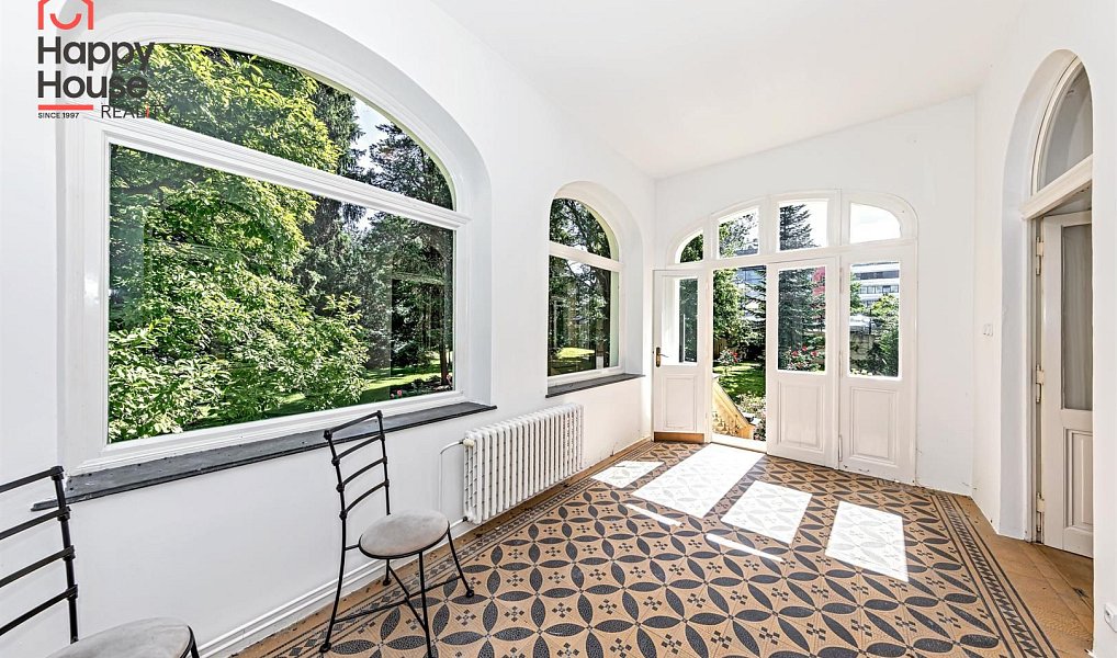 Pronájem domu 827 m² s pozemkem 8 770 m², Praha – náhled fotky 9