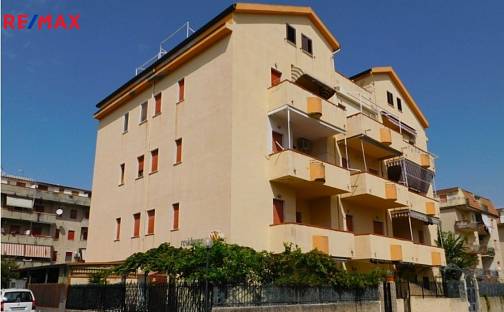 Prodej bytu 2+kk 32 m², Scalea, Provincie Cosenza, Itálie