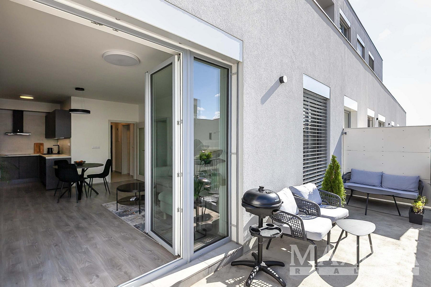 Pronájem bytu 2+kk 50 m² – fotografie 4