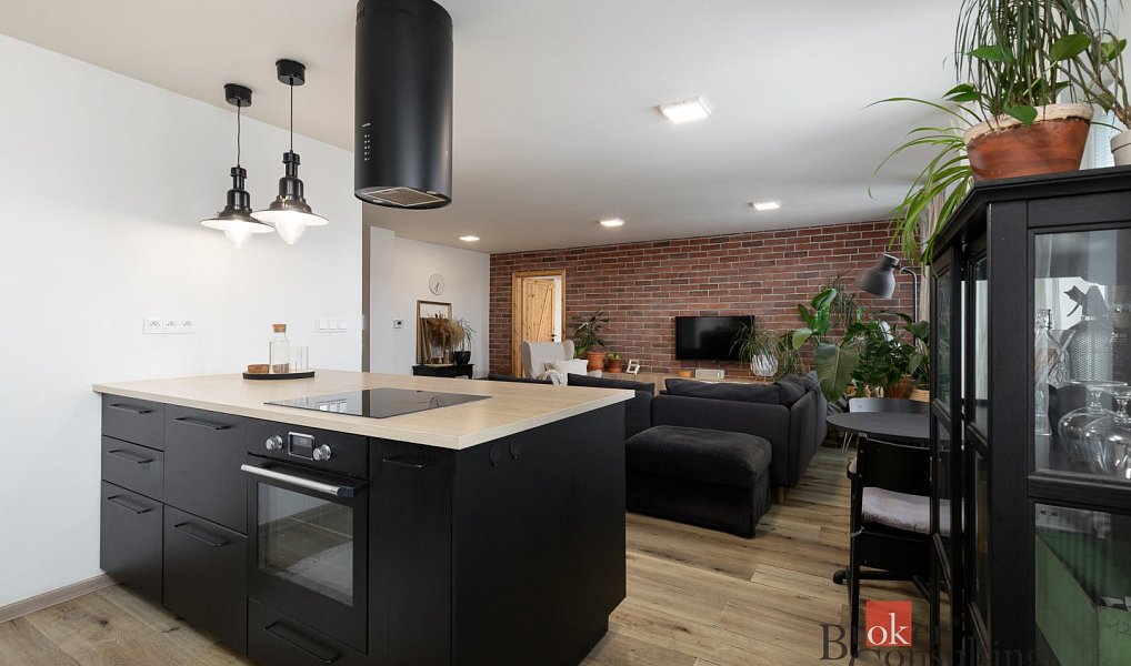Prodej bytu 4+kk 100 m², Opava – náhled fotky 9