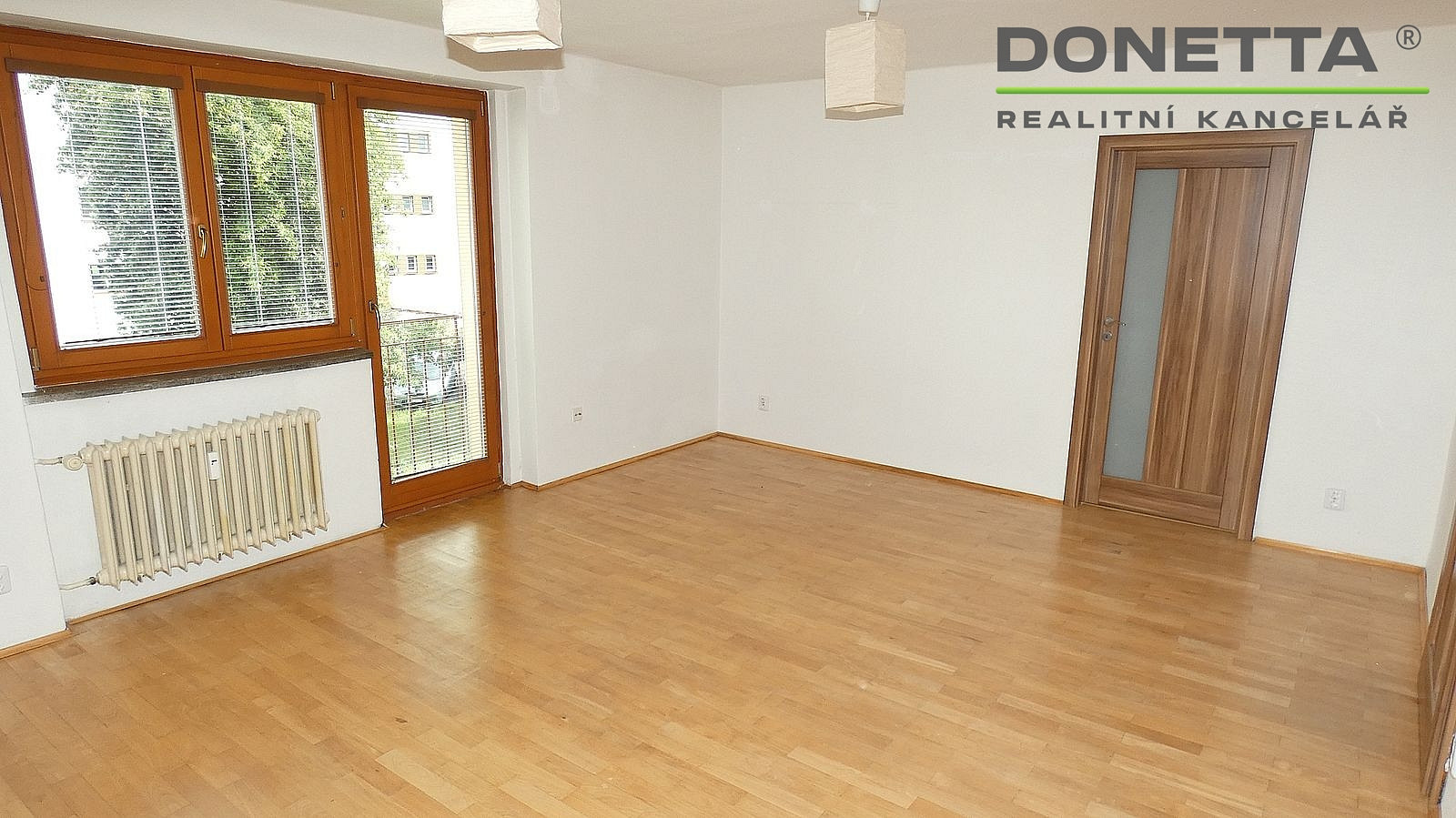 Pronájem bytu 2+1 61 m² – pohled 4