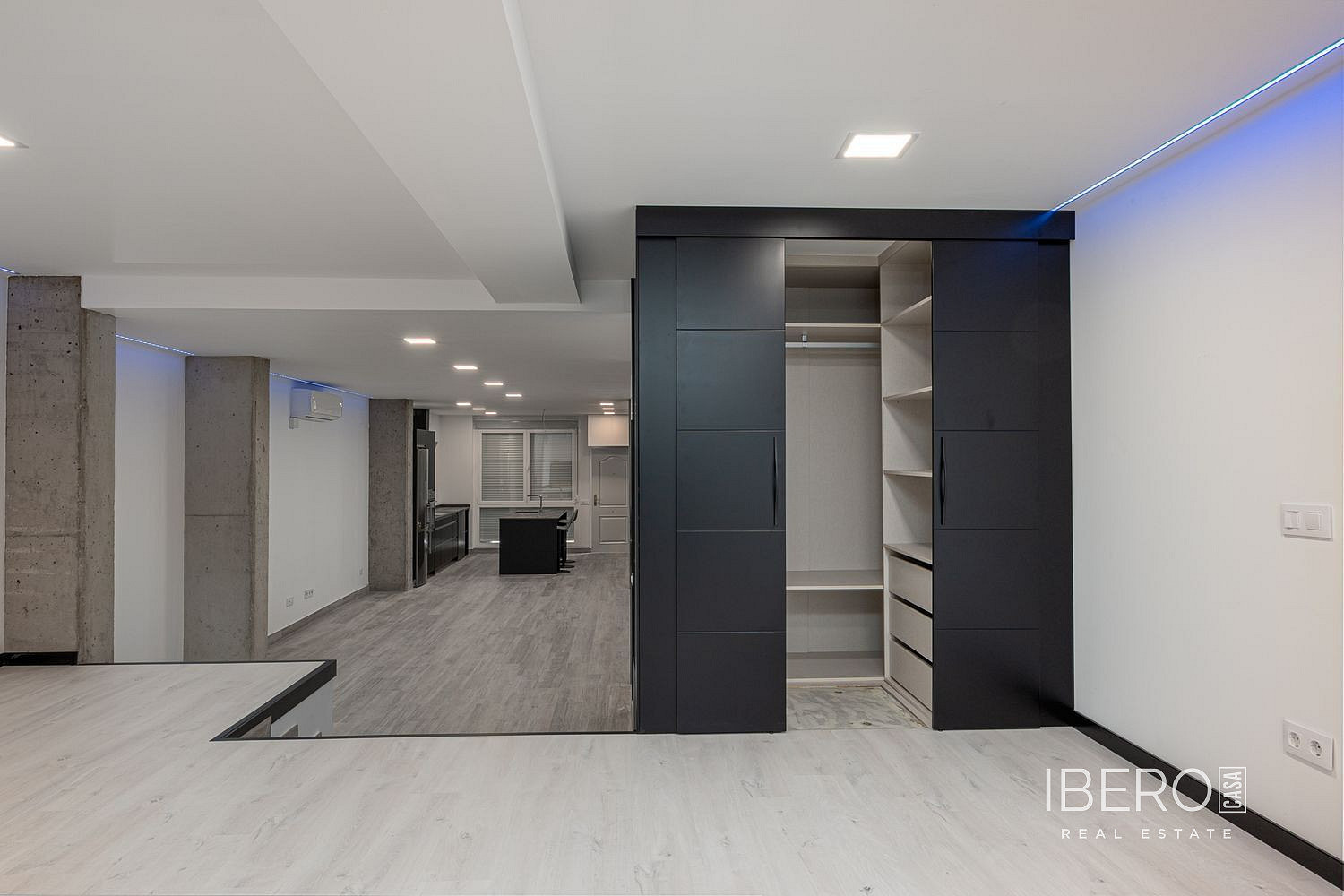 Piso 2+kk – Madrid, Barrio de los Austrias, Centro - Más