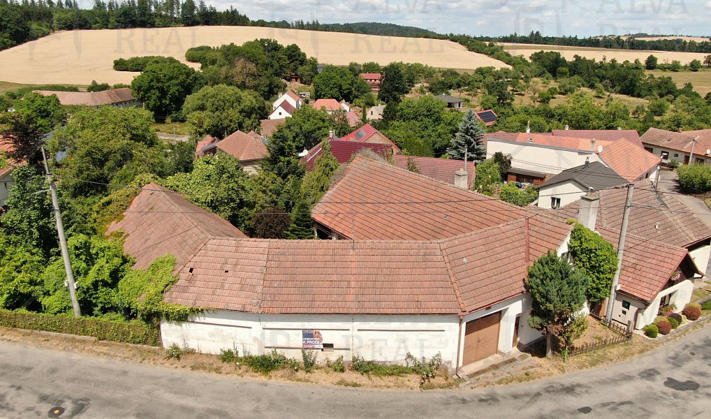 Prodej domu 100 m² s pozemkem 1 264 m², Hluboké Dvory – náhled fotky 5