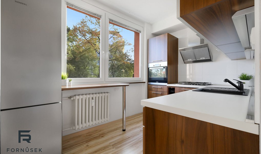 Pronájem bytu 3+1 75 m², Uherské Hradiště – náhled fotky 2