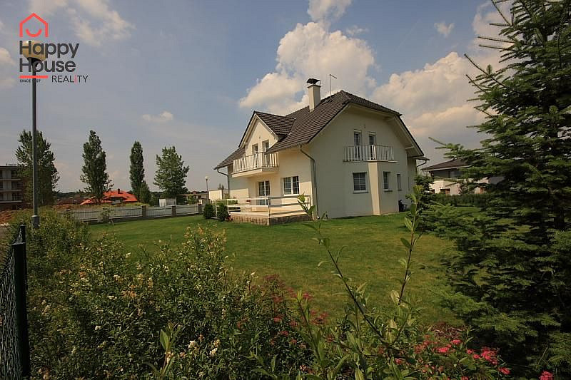 Pronájem domu 285 m² s pozemkem 1 285 m²