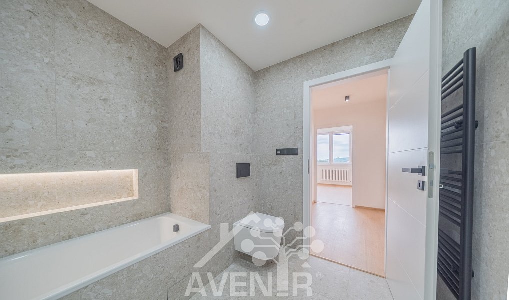 Prodej bytu 4+kk 72 m², Napajedla – náhled fotky 14