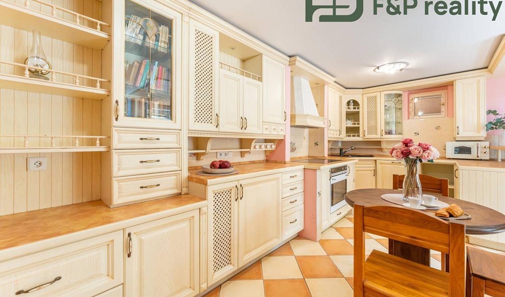 Prodej domu 153 m² s pozemkem 1 333 m², Koberovice – náhled fotky 7