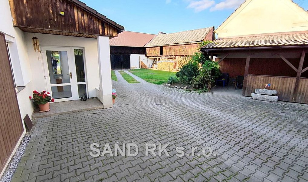 Prodej domu 234 m² s pozemkem 2 861 m², Bor – náhled fotky 3