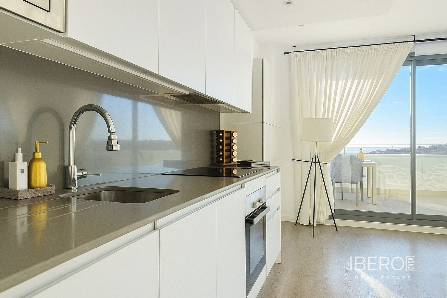Pis 3+kk – Estepona, Barriada Islas Canarias - Més