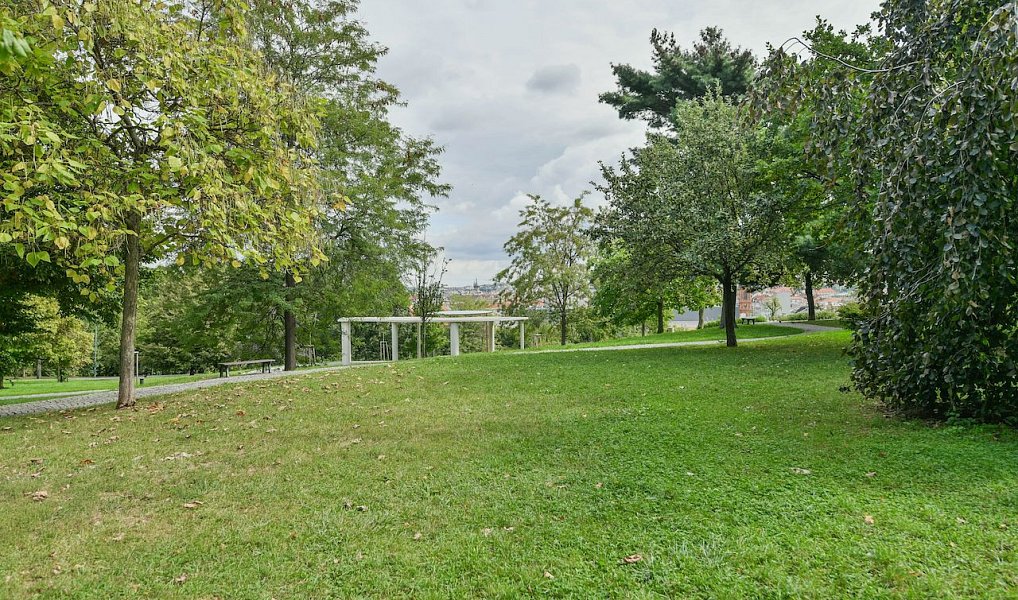 Pronájem bytu 2+kk 76 m², Praha – náhled fotky 23