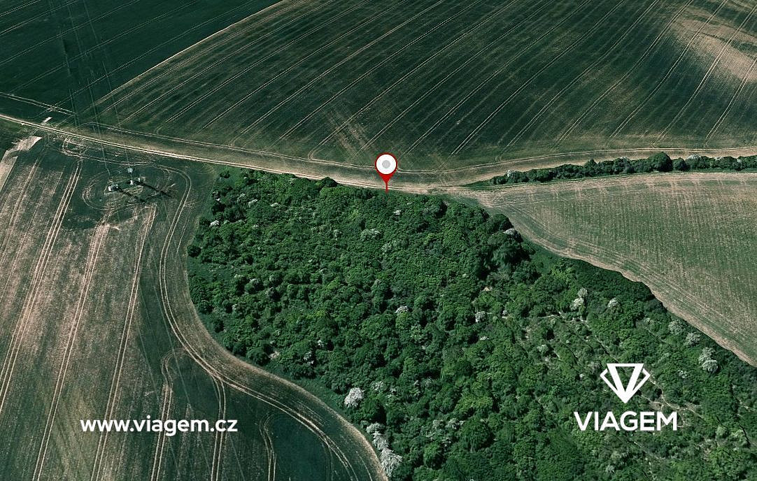 Prodej pole 2 537 m²