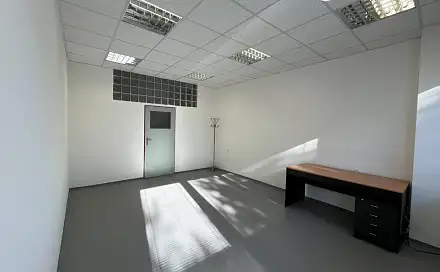 Pronájem kanceláře 20 m², Strážnická, Mělník