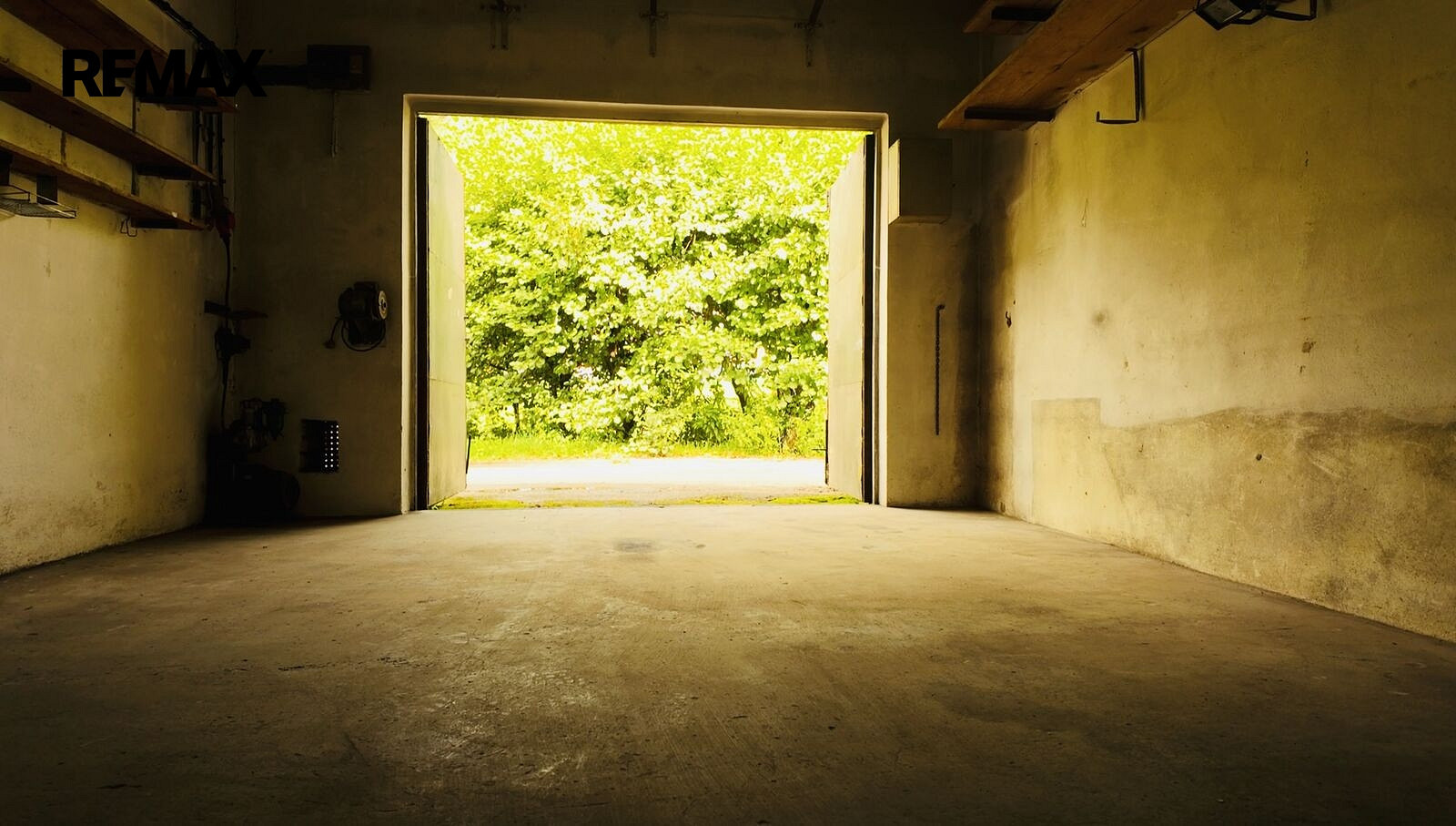 Prodej garáže 31m2 – fotografie 2