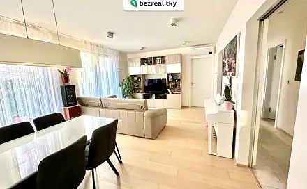 Prodej bytu 3+kk 97 m², Nesvadbova, Praha 4 - Modřany