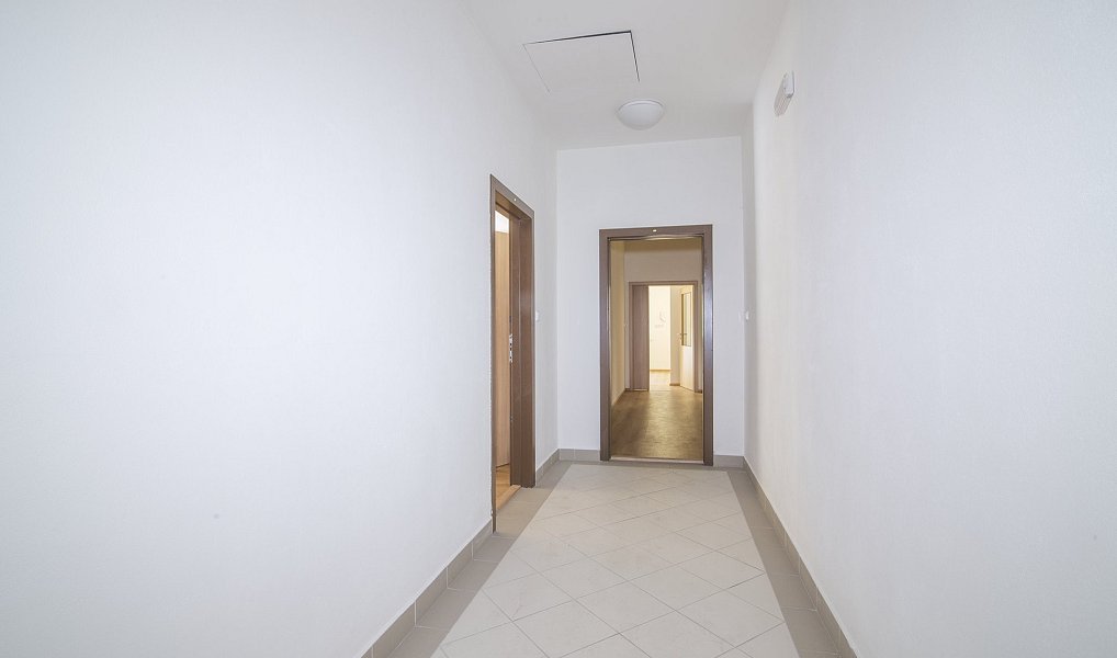 Prodej bytu 3+kk 94 m², Mariánské Lázně – náhled fotky 15