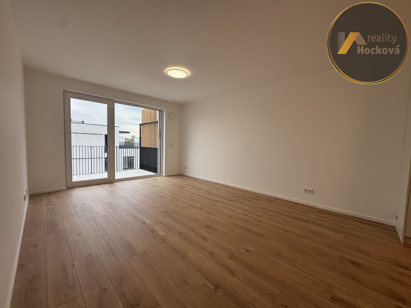 Pronájem bytu 2+kk 59 m² – fotografie 4