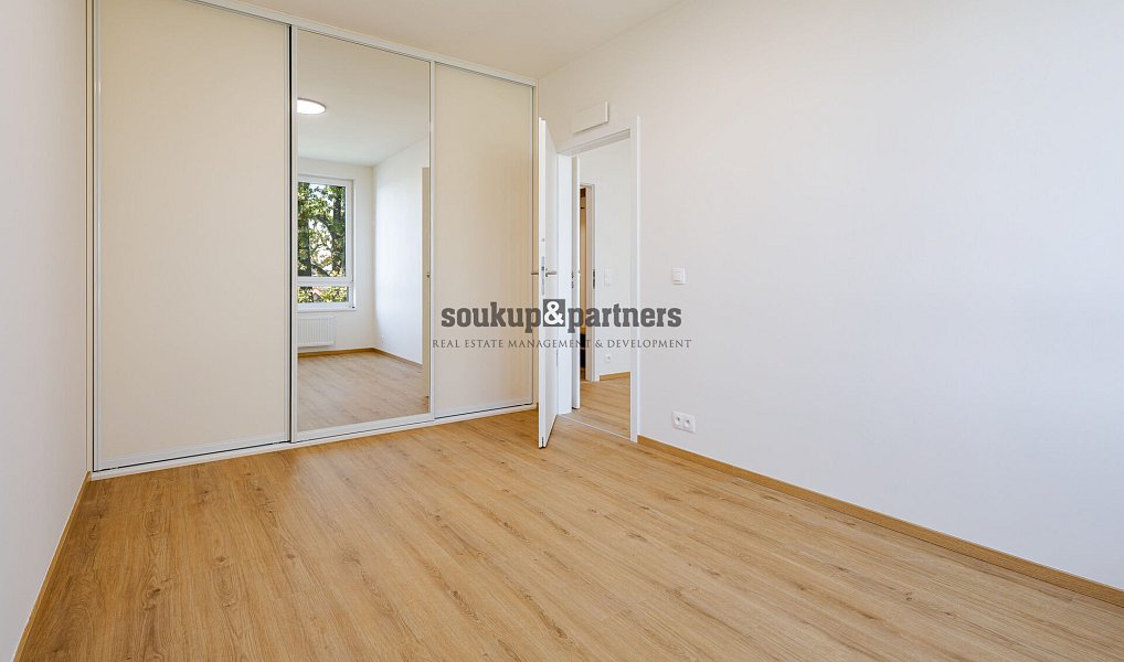 Pronájem bytu 2+kk 48 m², Kladno – náhled fotky 2