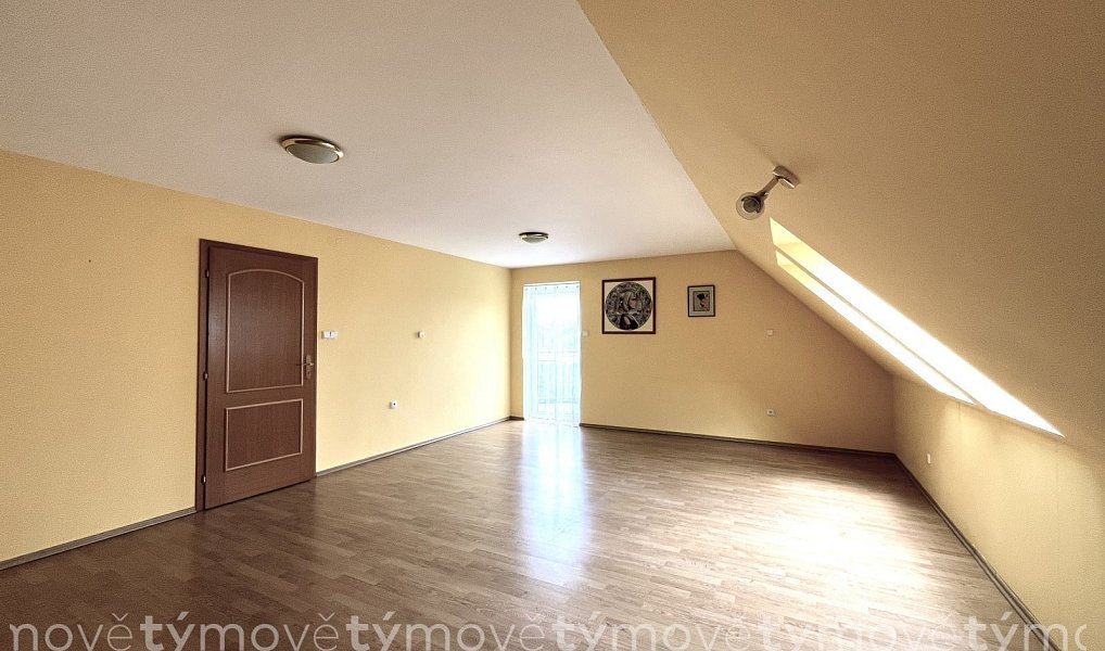 Prodej domu 370 m² s pozemkem 2 117 m², Přelouč – náhled fotky 26