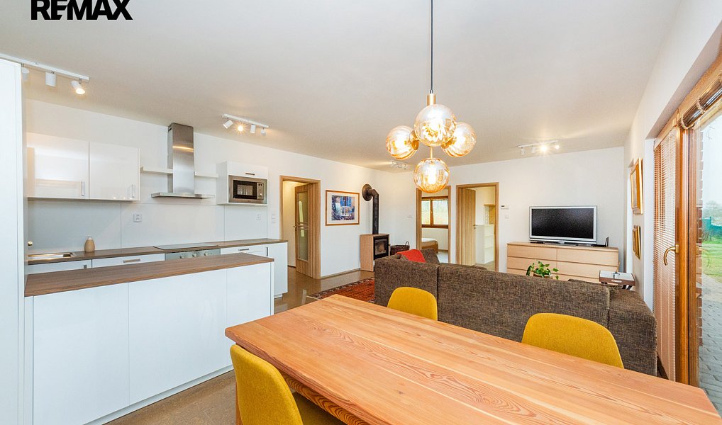 Prodej domu 112 m² s pozemkem 1 325 m², Soběhrdy – náhled fotky 8