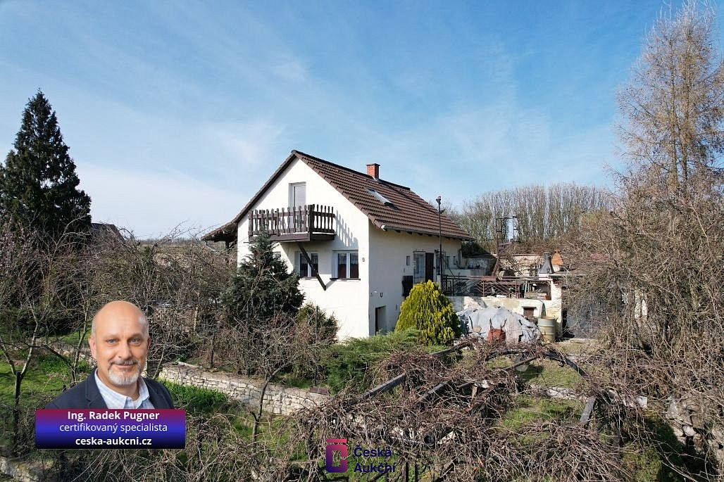 Prodej domu 95 m² s pozemkem 586 m²