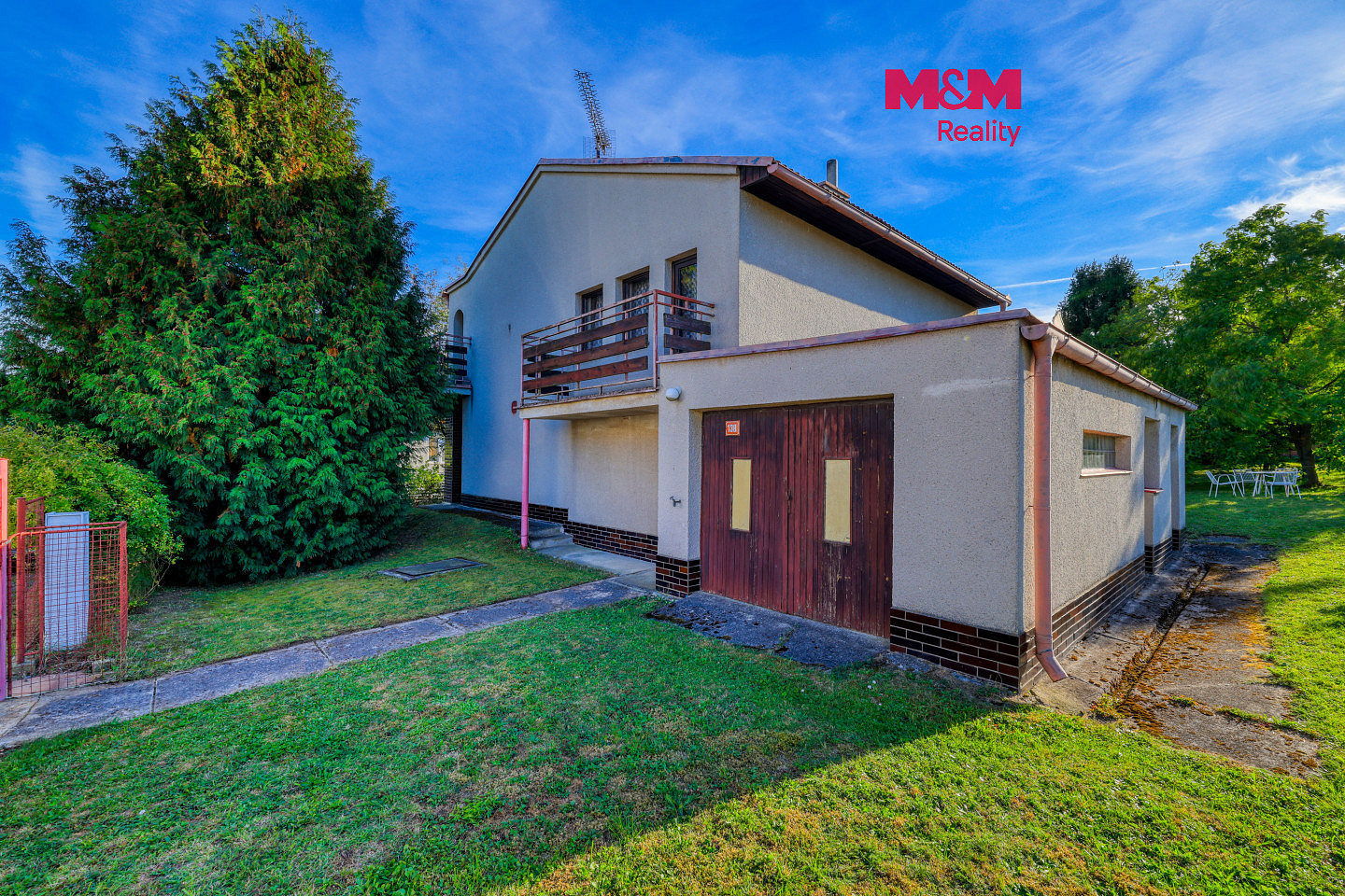 Prodej domu 192 m² s pozemkem 500 m²