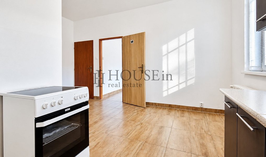 Pronájem bytu 2+kk 50 m², Praha – náhled fotky 2
