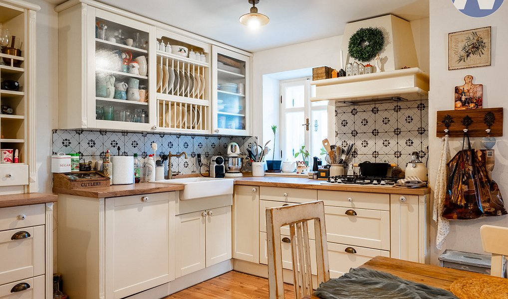 Prodej domu 189 m² s pozemkem 768 m², Zbytiny – náhled fotky 11