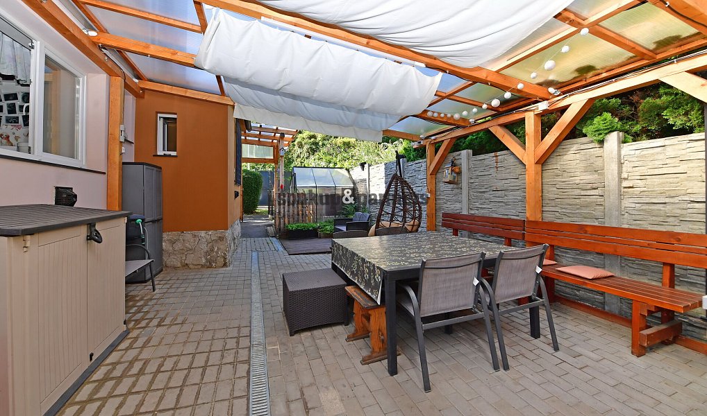 Prodej domu 160 m² s pozemkem 353 m², Praha – náhled fotky 3