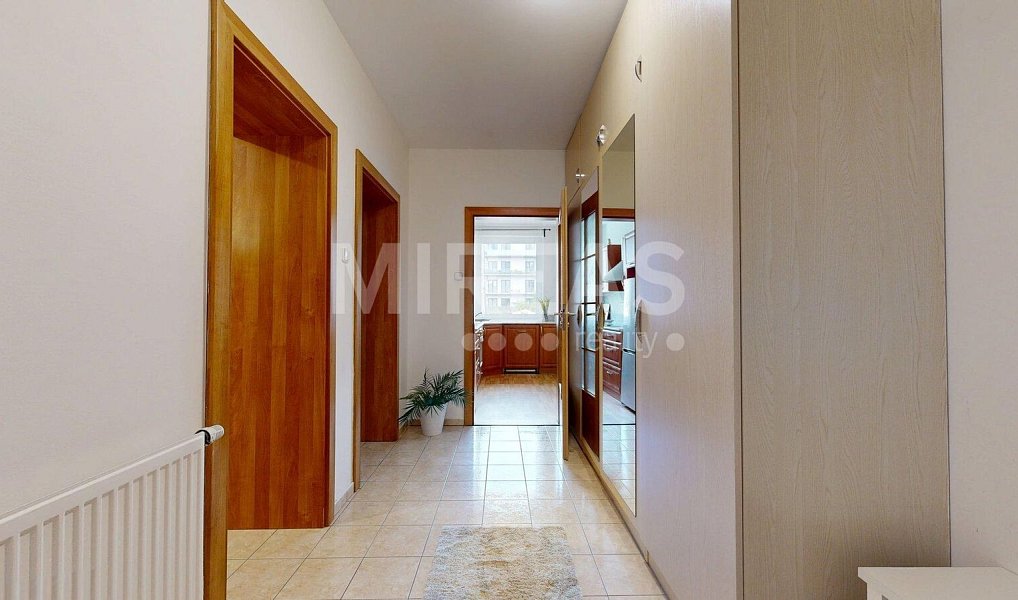 Prodej bytu 2+kk 69 m², Milovice – náhled fotky 12