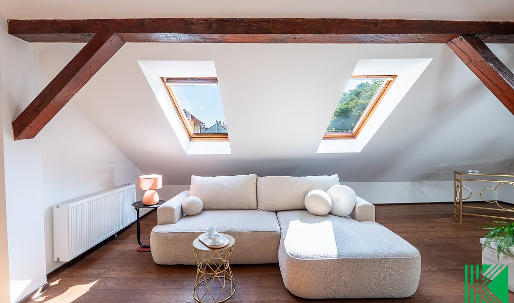 Prodej bytu 1+kk 82 m², Praha – náhled fotky 2
