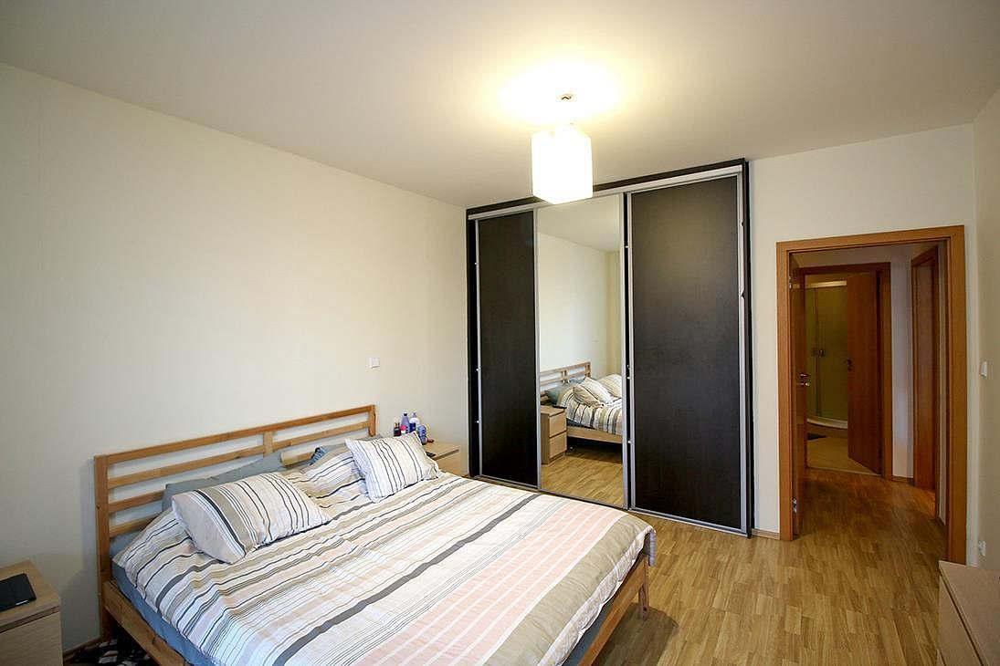 Pronájem bytu 2+kk 73 m² – pohled 4