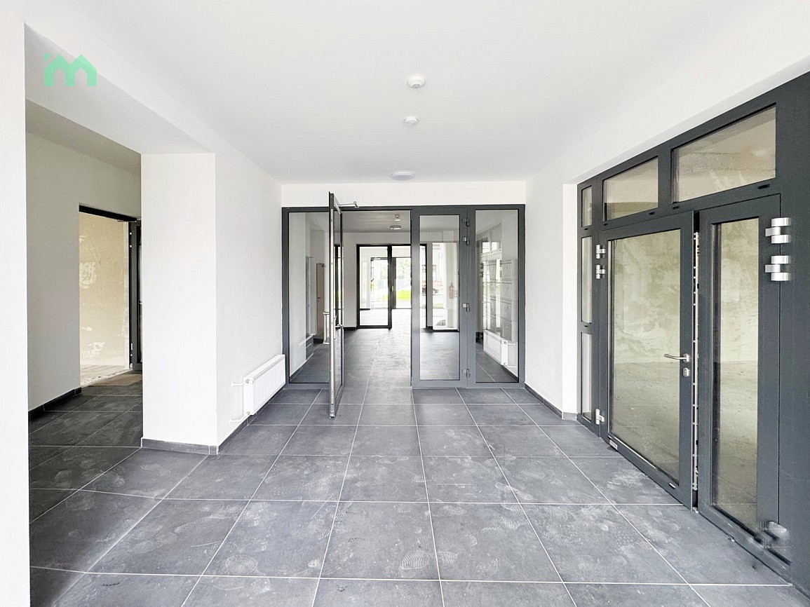 Pronájem obchodních prostor 129 m² – fotografie 4