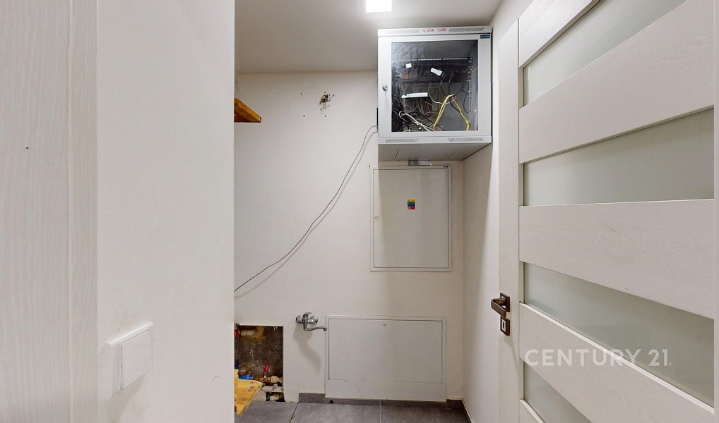 Prodej domu 319 m² s pozemkem 1 499 m², Ivaň – náhled fotky 9