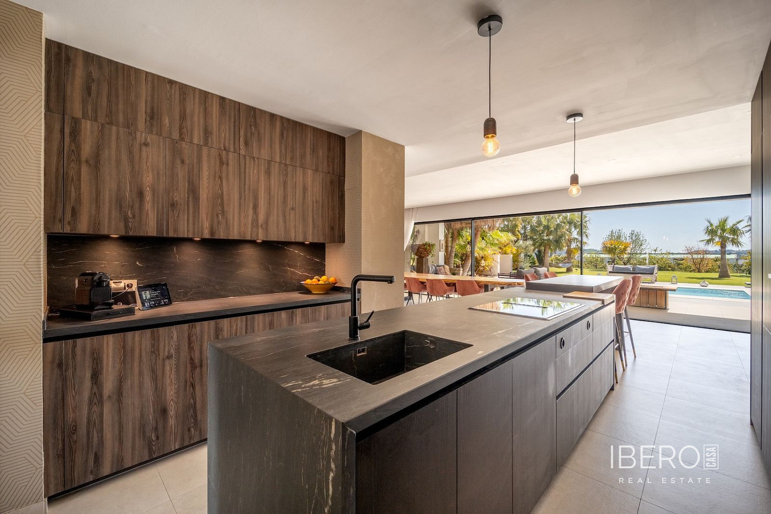 Prodej domu 538 m² s pozemkem 1 349 m² - Vista 3