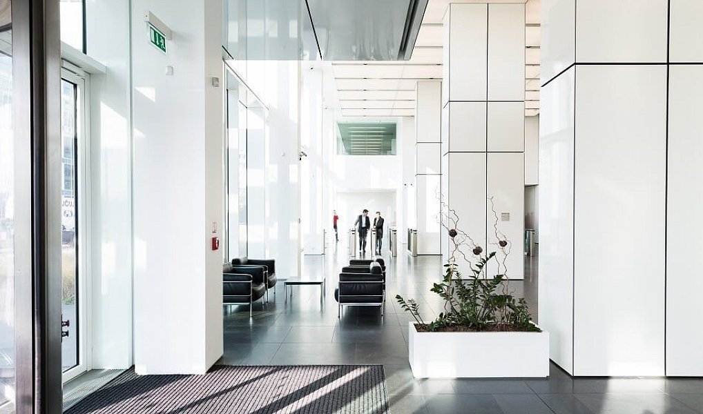 Pronájem kanceláře 806 m², Praha – náhled fotky 4