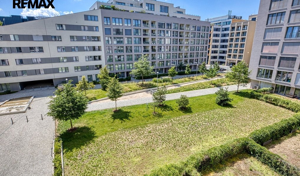 Pronájem bytu 4+kk 103 m², Praha – náhled fotky 10