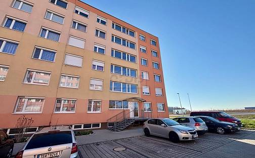 Prodej bytu 3+1 57 m², Na růžovém poli, Kladno - Kročehlavy