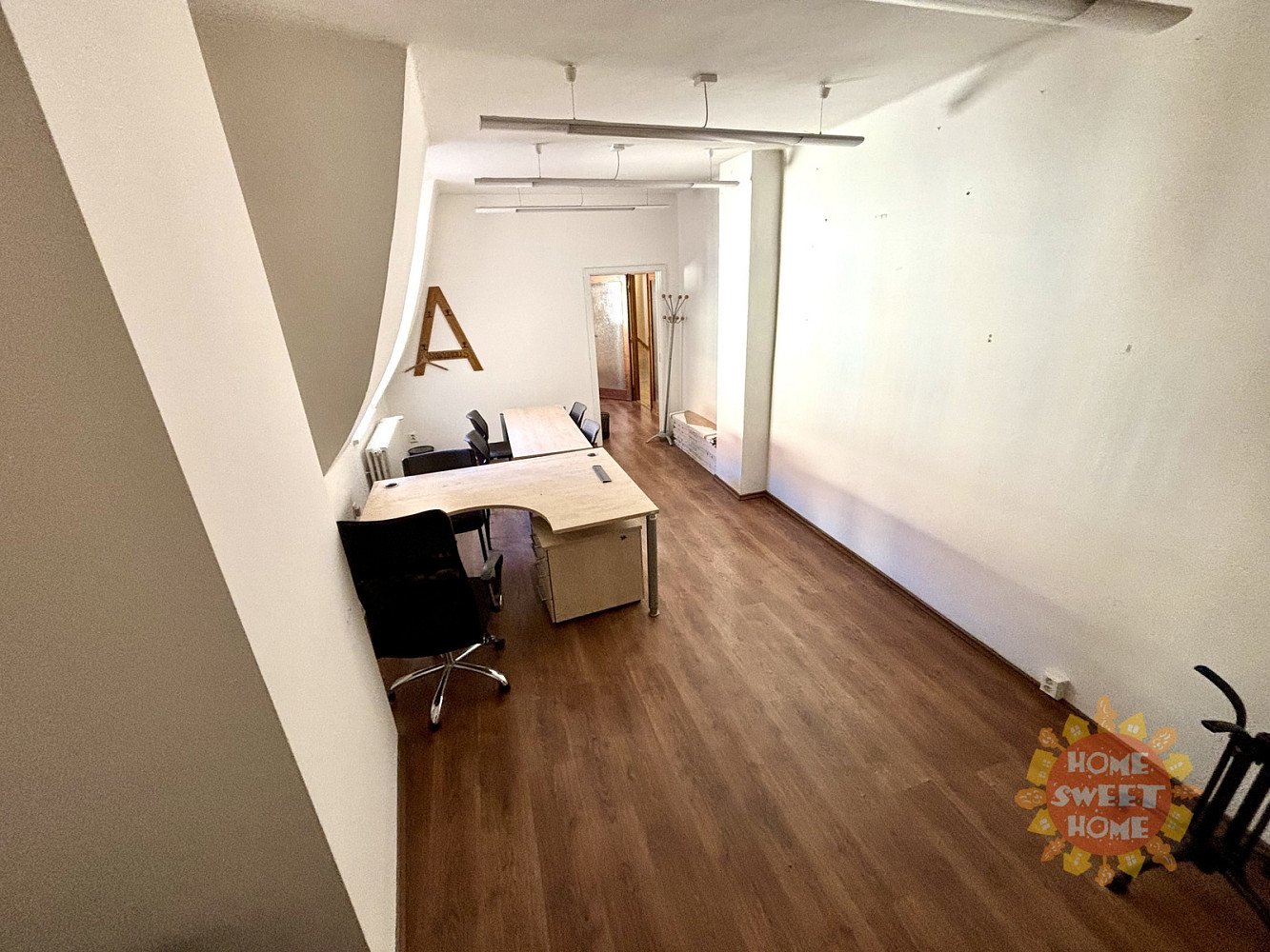 Pronájem kanceláře 33 m² – fotografie 2