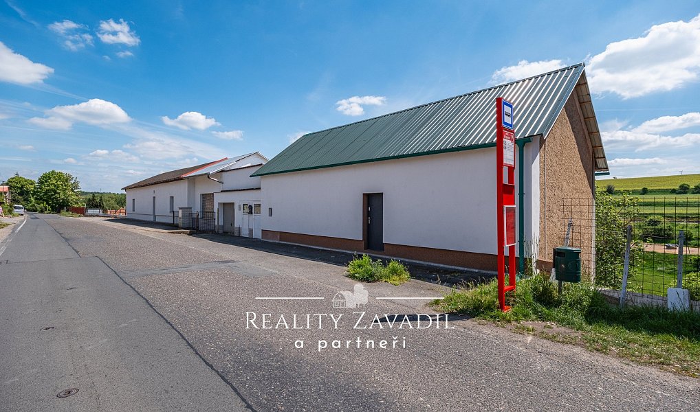 Prodej domu 940 m² s pozemkem 5 787 m², Koleč – náhled fotky 46